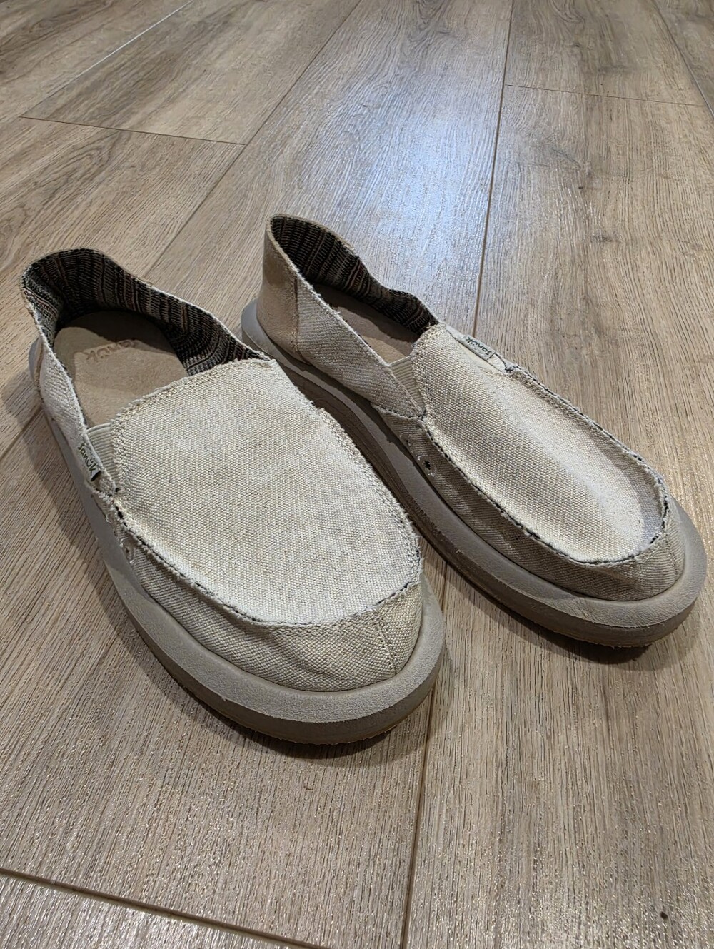 Sanuk Men’s Vagabond Canvas Sidewalk Surfer Slip-On Shoes Beige Size 10